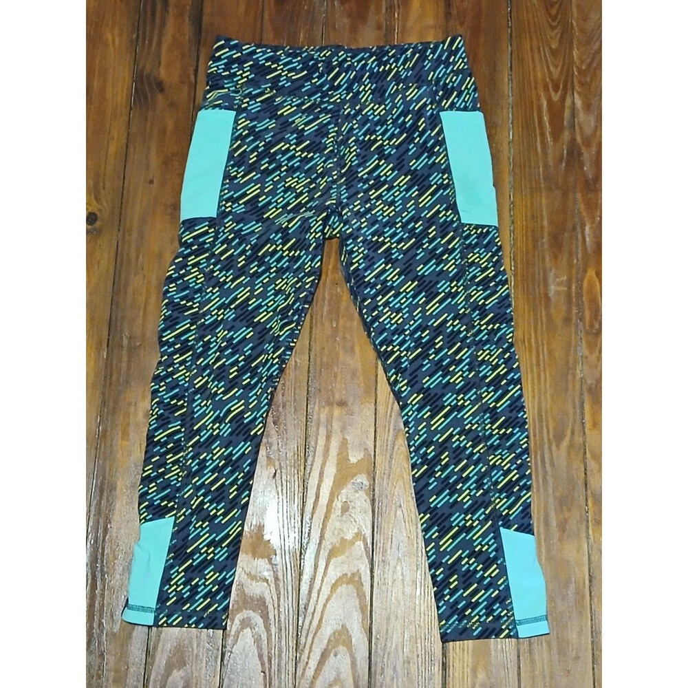 Cariloha Bamboo Capri Yoga Pants Side pockets Medium